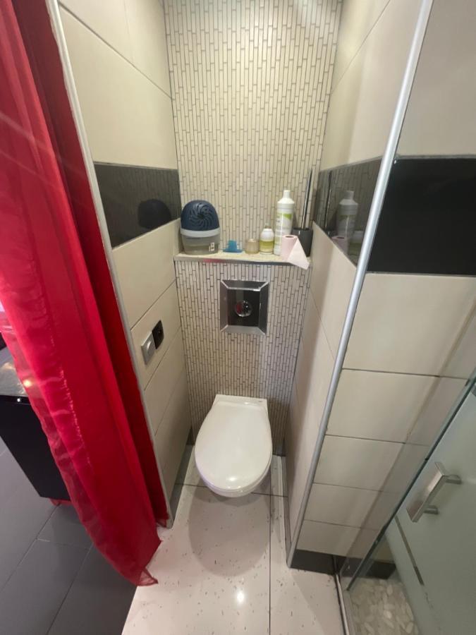 Apartament Zekri Livry-Gargan Zewnętrze zdjęcie