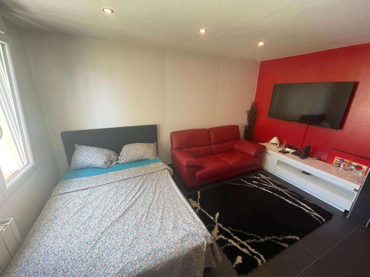 Apartament Zekri Livry-Gargan Zewnętrze zdjęcie